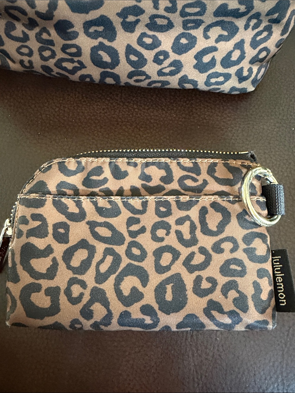 Lululemon Leopard Print Crossbody Bag 2L with Coin Pouch and Strap - Brown - Picture 7 of 9
